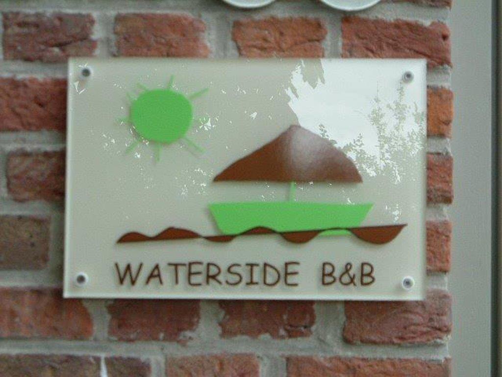 B&B Waterside บรูจส์ ภายนอก รูปภาพ